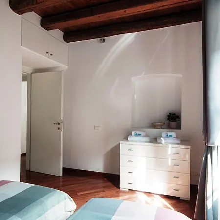 Cielo By Quokka 360 - In The Centre Of Apartment Como